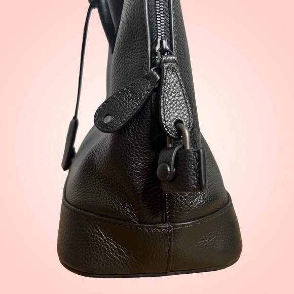 BALENCIAGA large black LED projector logo hand bag - Picture 8 of 13